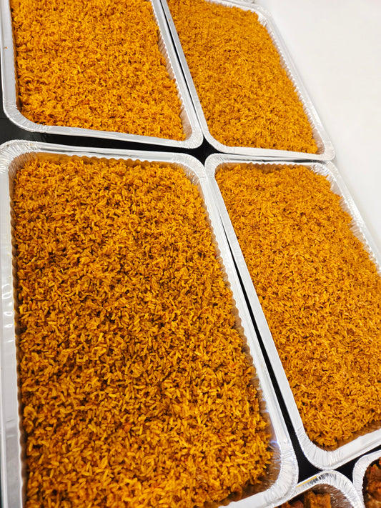 Big tray of jollof rice ,serve 20 guests